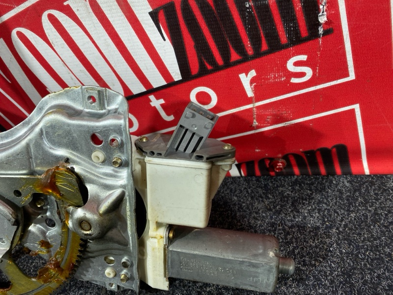 Стеклоподъемник, 7600 рублей, Солонцы