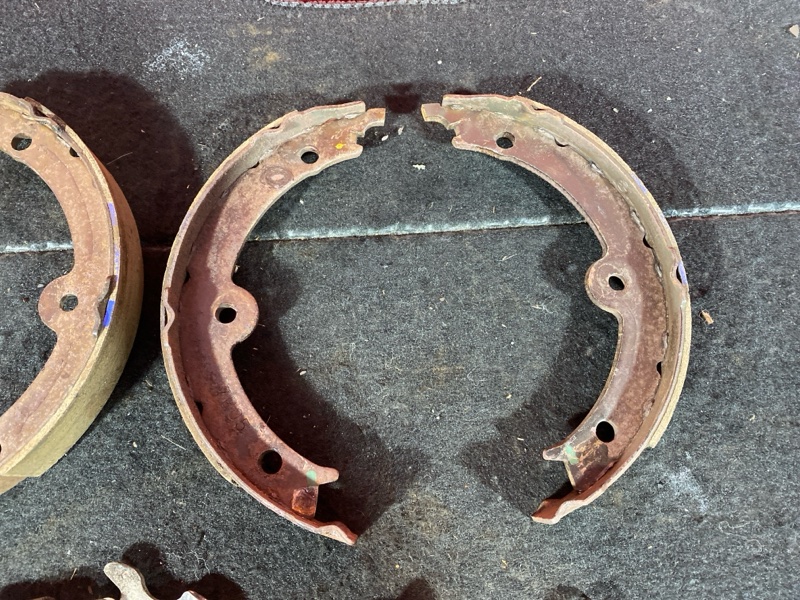 Колодки тормозные, 1500 рублей, Солонцы