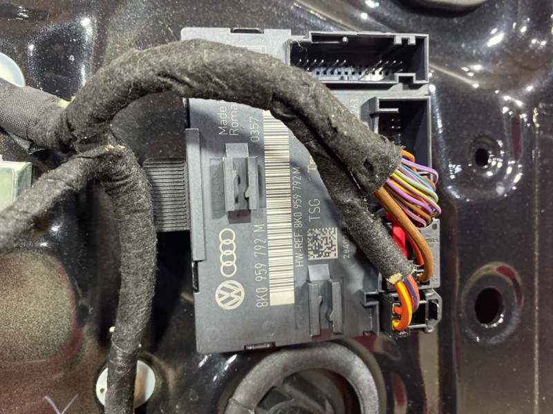 Дверь боковая, 27100 рублей, Солонцы