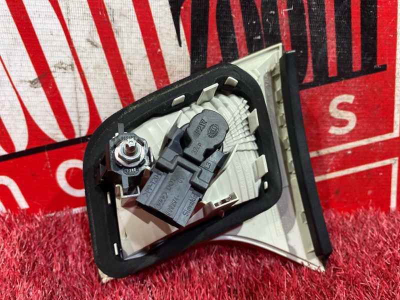 Фонарь (Вставка багажника), 1900 рублей, Солонцы