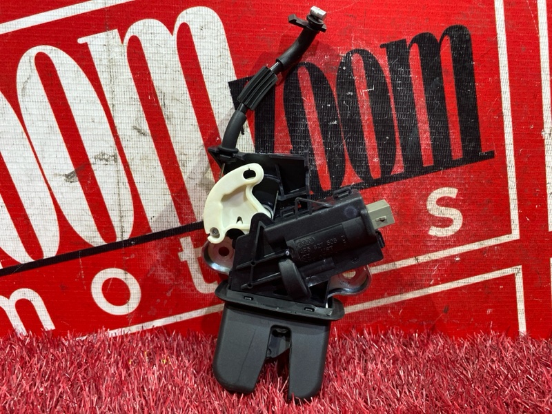 Замок багажника, 2000 рублей, Солонцы