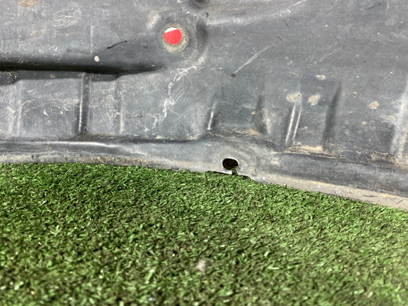 Подкрылок, 6700 рублей, Красноярск