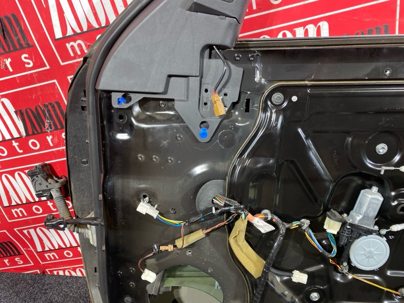 Дверь боковая, 8600 рублей, Красноярск