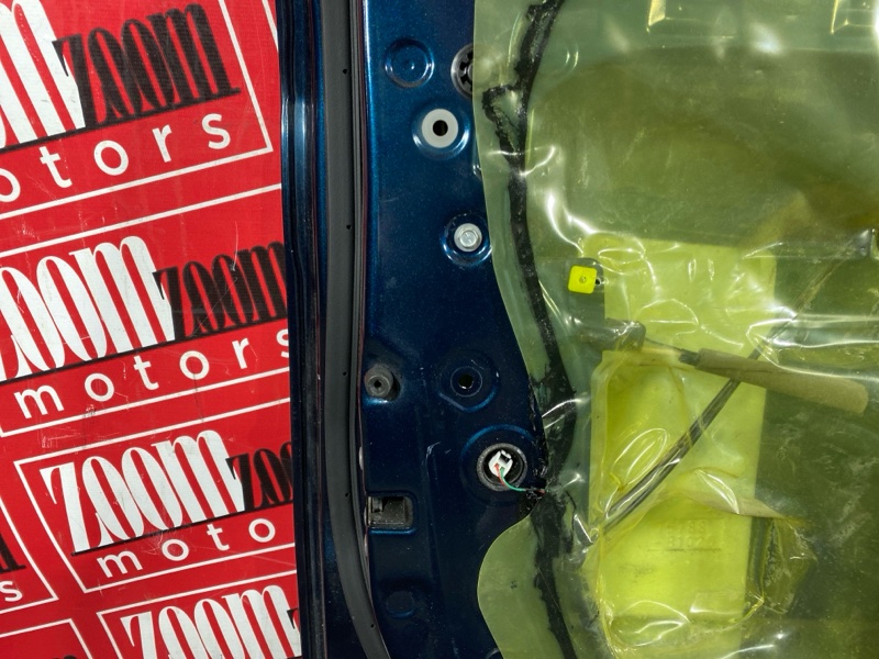 Дверь боковая, 26000 рублей, Красноярск