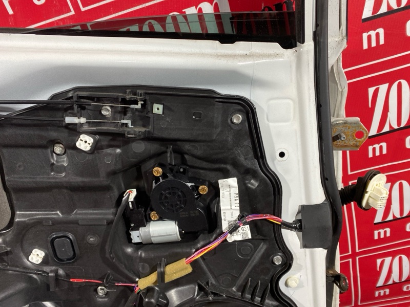 Дверь боковая, 7600 рублей, Красноярск