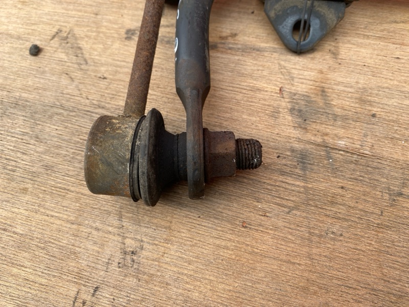 Стабилизатор поперечной устойчивости, 1900 рублей, Солонцы