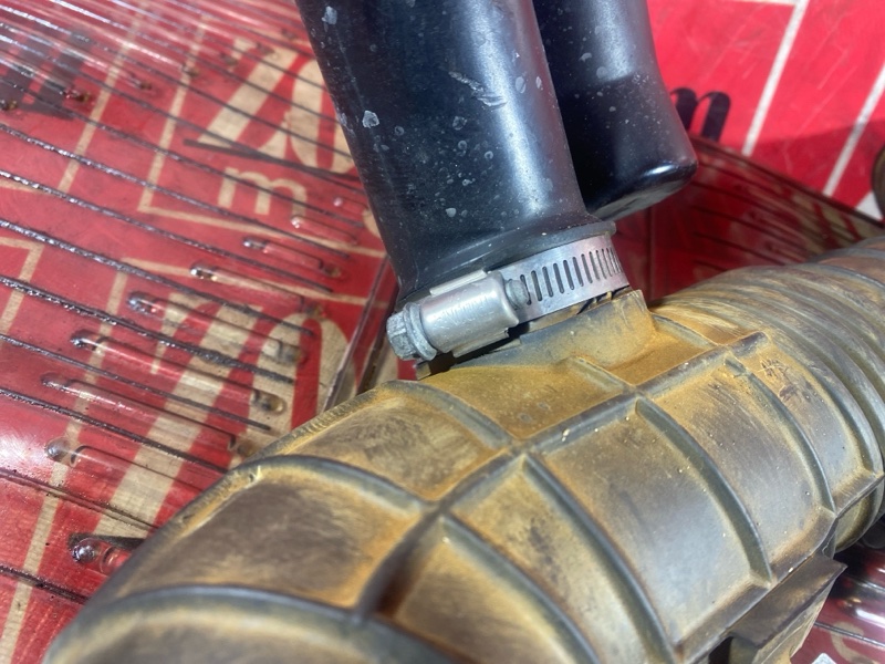 Патрубок воздушного фильтра, 3400 рублей, Солонцы