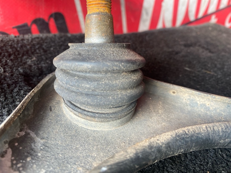 Рычаг подвески верхний, 1800 рублей, Солонцы