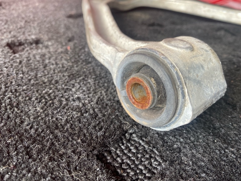 Рычаг подвески верхний, 3300 рублей, Солонцы