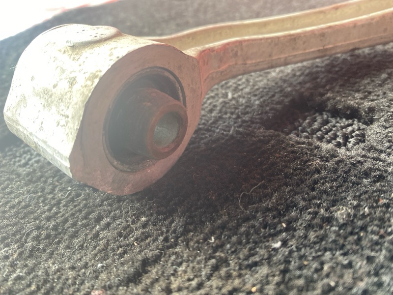 Рычаг подвески верхний, 3300 рублей, Солонцы