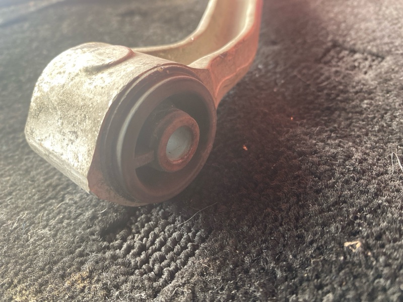 Рычаг подвески верхний, 3300 рублей, Солонцы