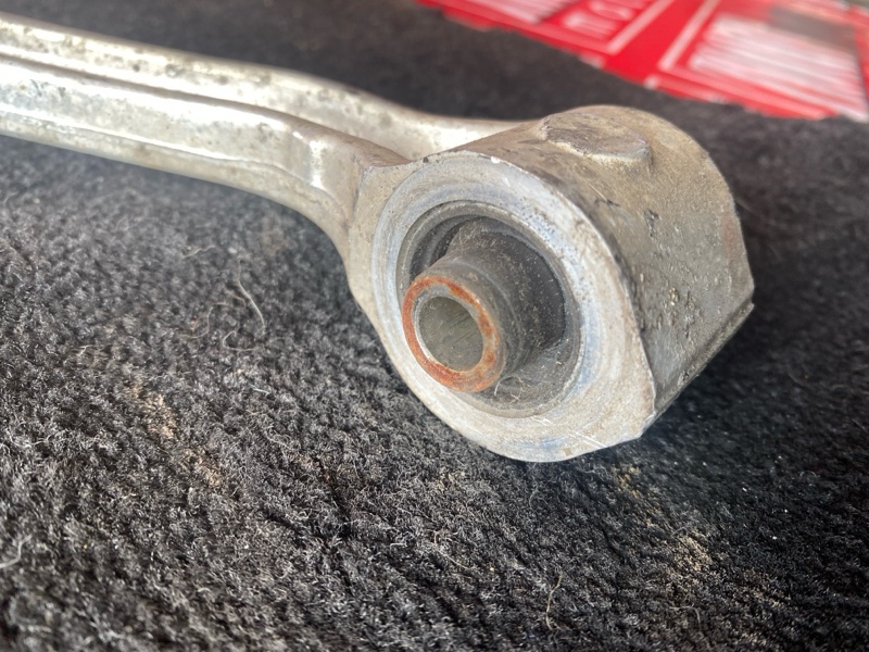 Рычаг подвески верхний, 3300 рублей, Солонцы