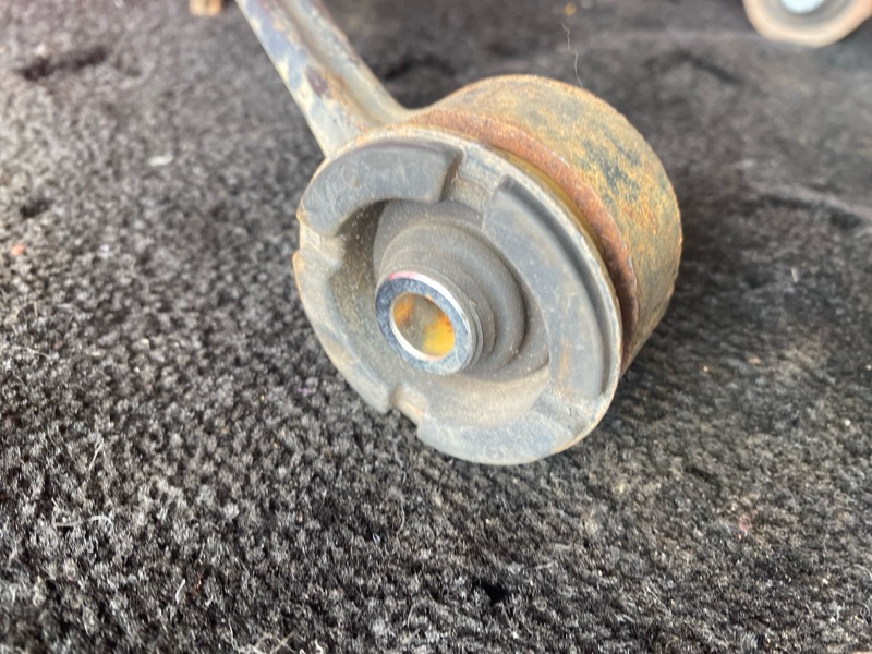 Рычаг подвески верхний, 3400 рублей, Солонцы