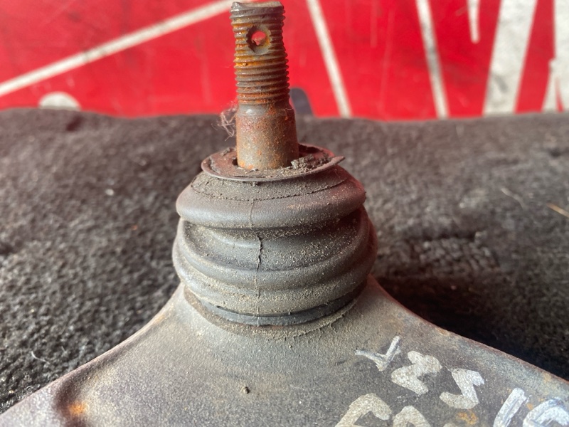 Рычаг подвески верхний, 3400 рублей, Солонцы