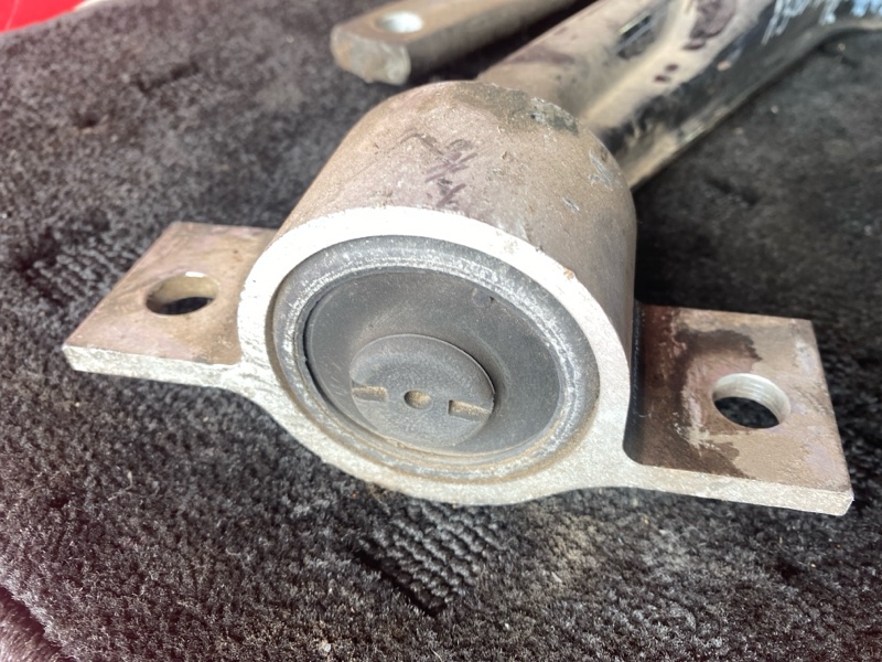 Рычаг подвески нижний, 2800 рублей, Солонцы