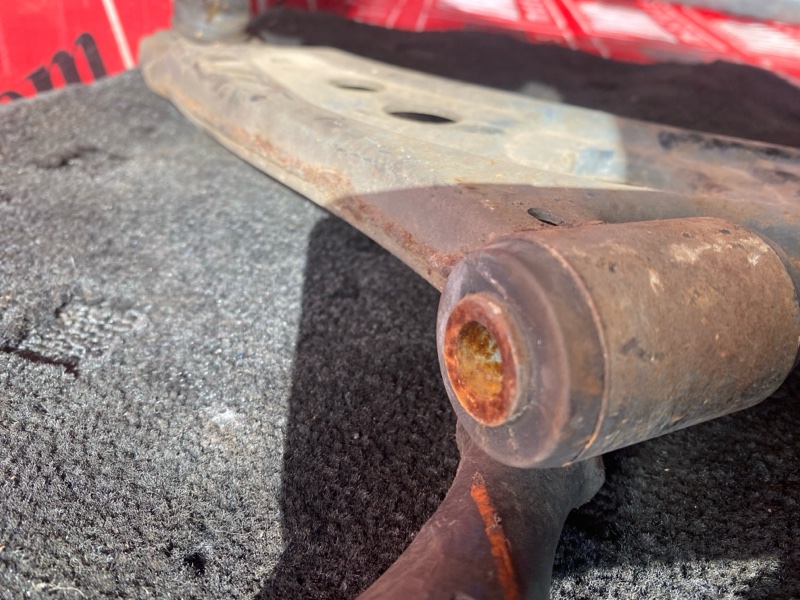 Рычаг подвески нижний, 2500 рублей, Солонцы