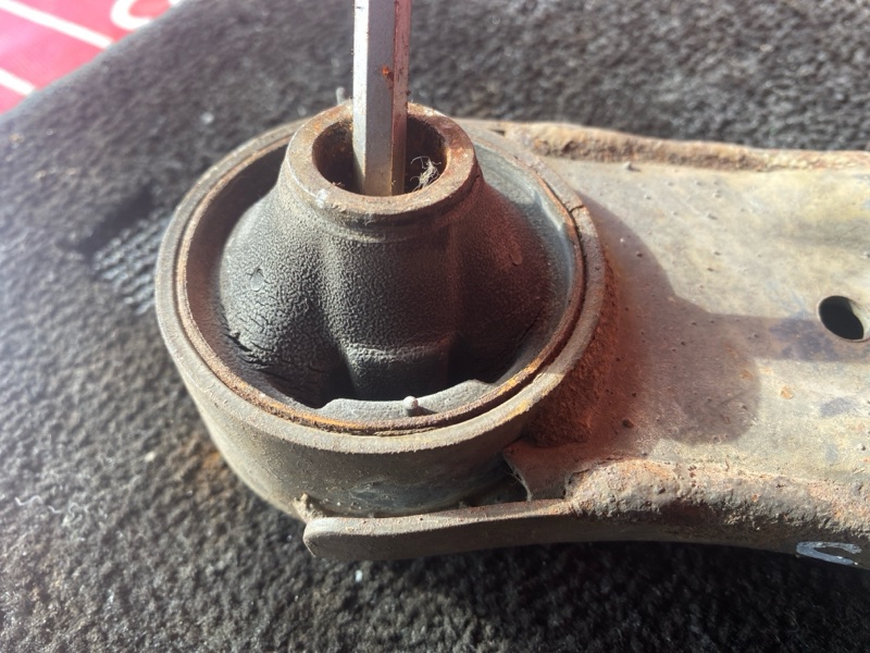 Рычаг подвески нижний, 2500 рублей, Солонцы