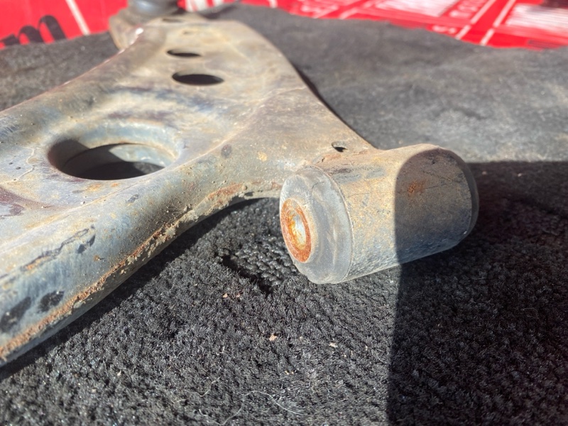 Рычаг подвески нижний, 2500 рублей, Солонцы