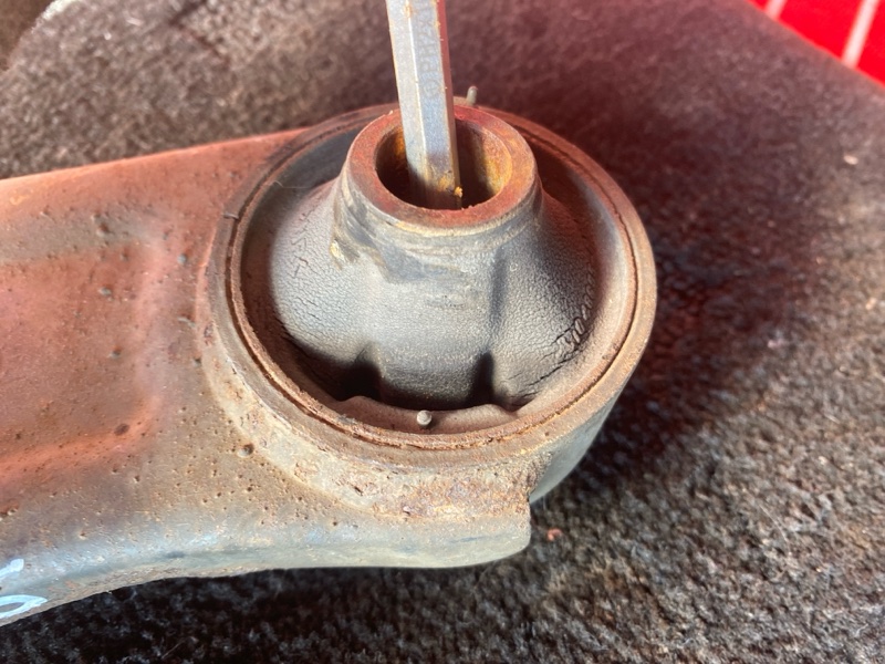 Рычаг подвески нижний, 2500 рублей, Солонцы