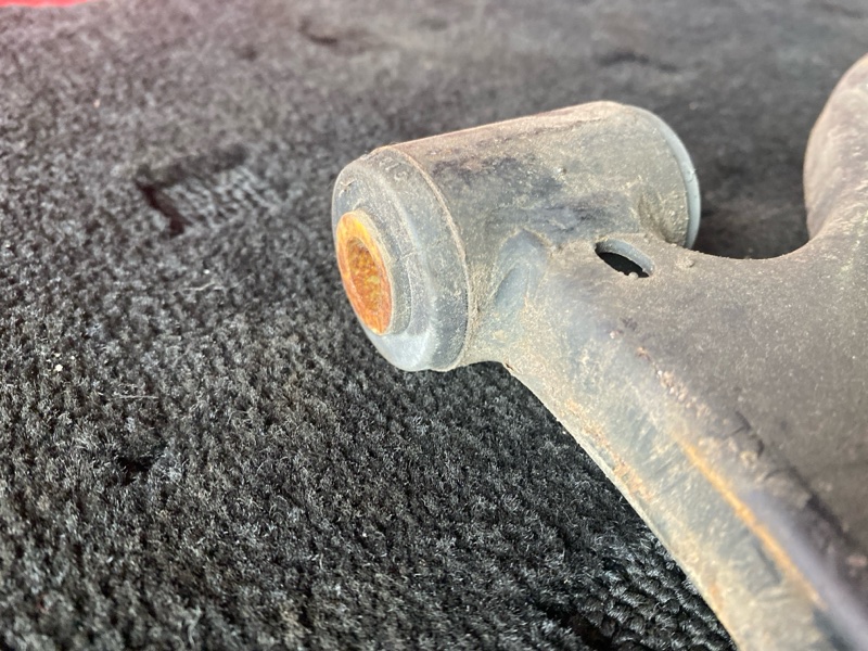 Рычаг подвески нижний, 2500 рублей, Солонцы