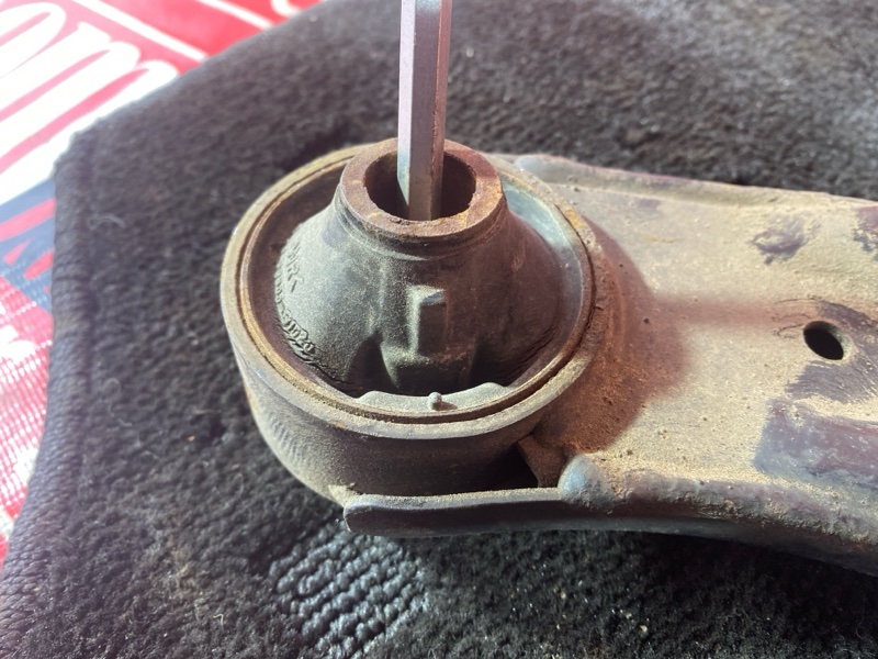 Рычаг подвески нижний, 2500 рублей, Солонцы