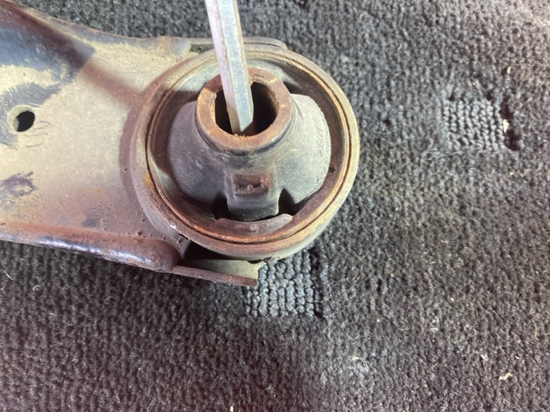 Рычаг подвески нижний, 2500 рублей, Солонцы