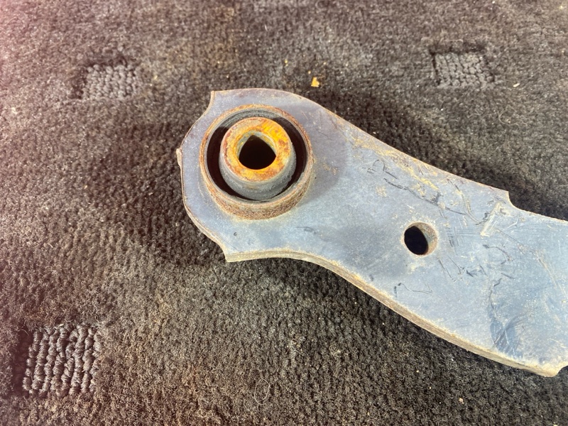 Рычаг подвески нижний, 2600 рублей, Солонцы