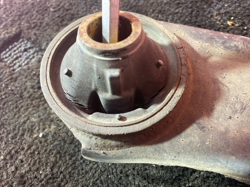 Рычаг подвески нижний, 2500 рублей, Солонцы