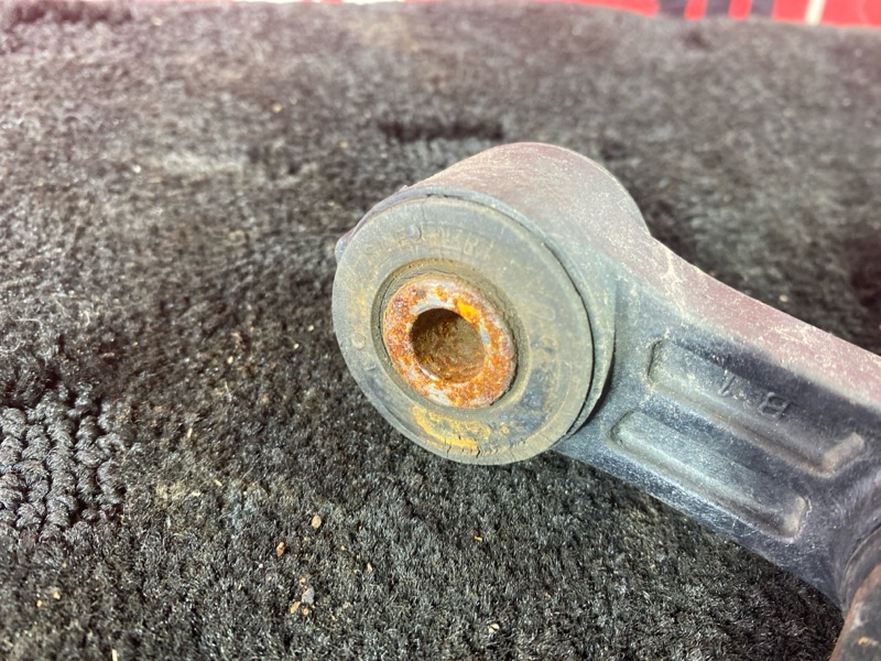 Рычаг подвески нижний, 2300 рублей, Солонцы