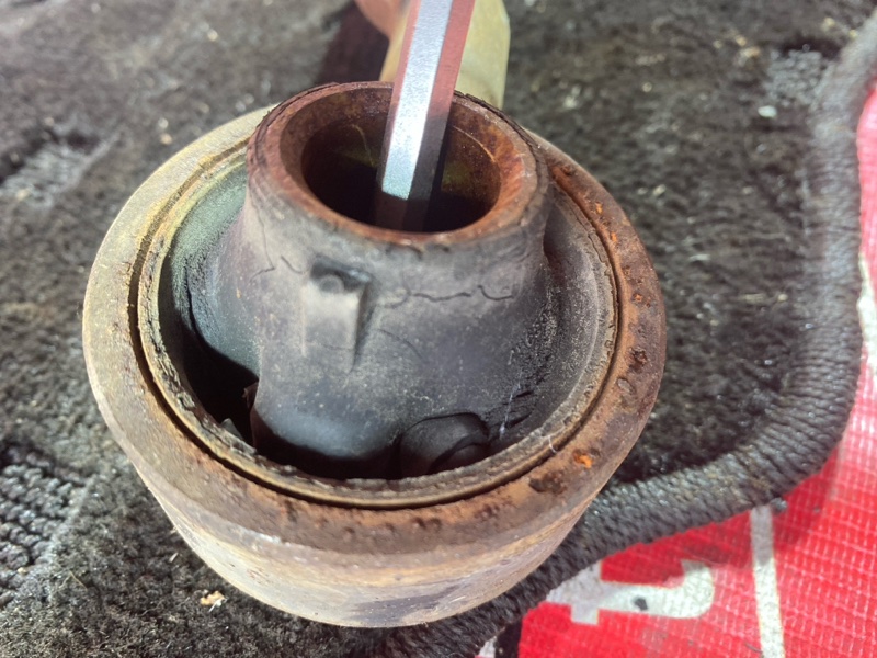 Рычаг подвески нижний, 1100 рублей, Солонцы