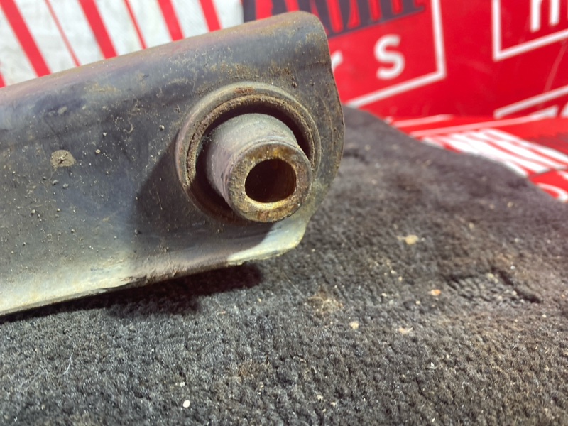 Рычаг подвески нижний, 1000 рублей, Солонцы