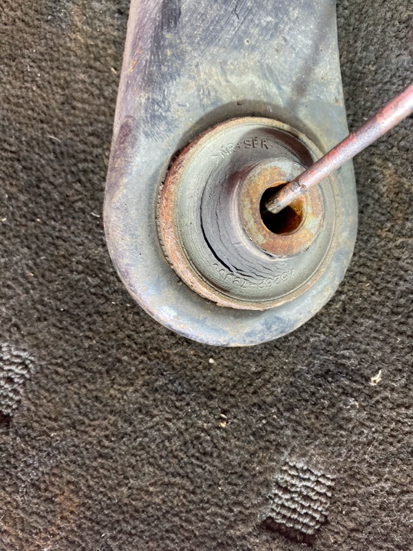 Рычаг подвески нижний, 1900 рублей, Солонцы