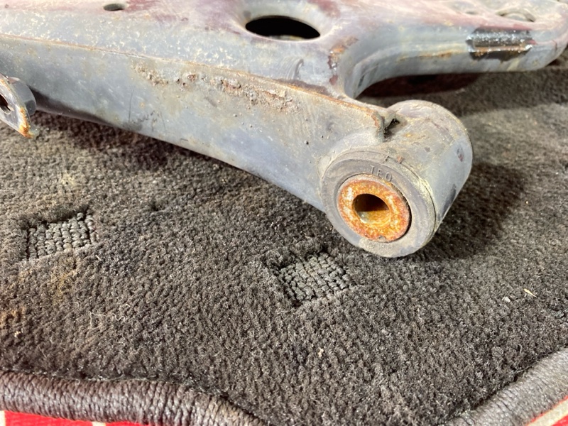 Рычаг подвески нижний, 1700 рублей, Солонцы