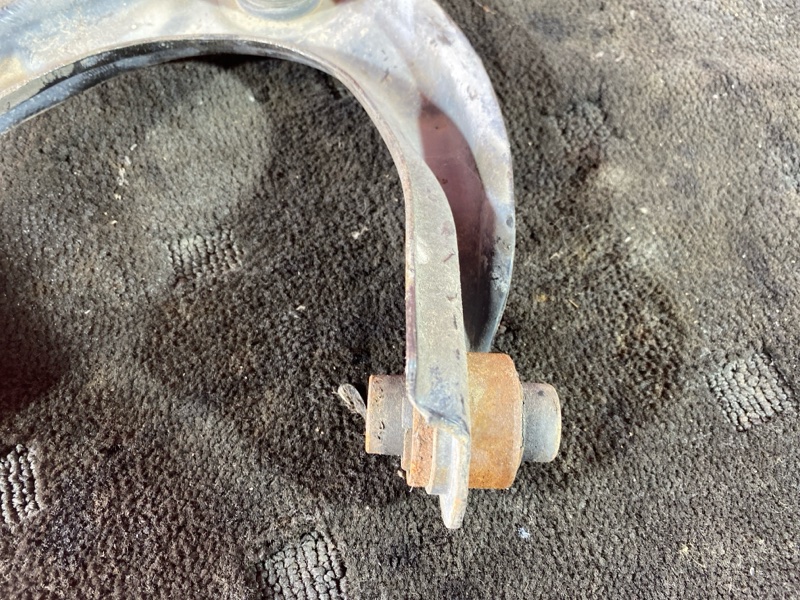 Рычаг подвески верхний, 1500 рублей, Солонцы