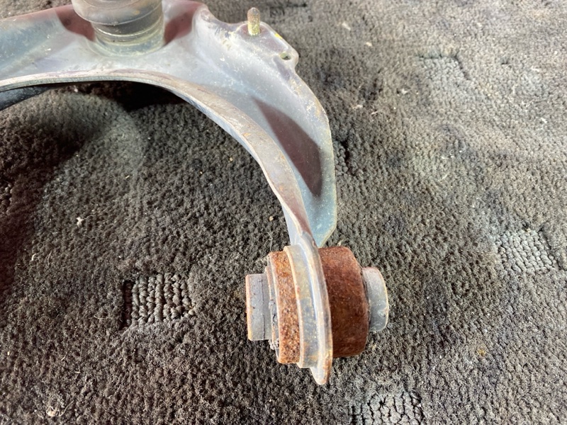 Рычаг подвески верхний, 1400 рублей, Солонцы