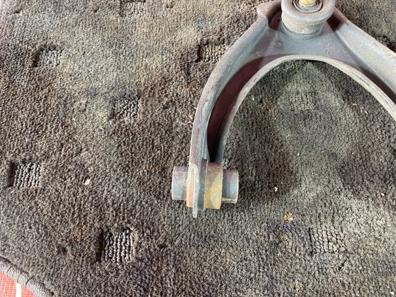 Рычаг подвески верхний, 1900 рублей, Солонцы