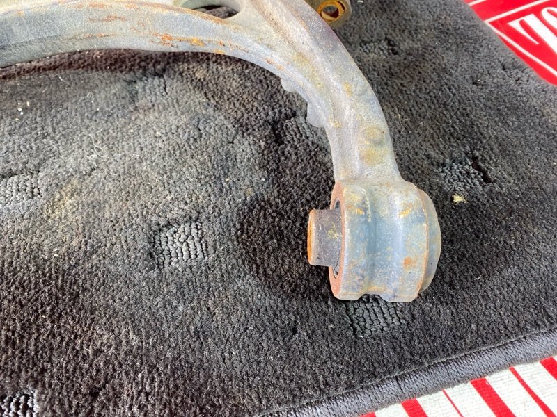 Рычаг подвески нижний, 1000 рублей, Солонцы