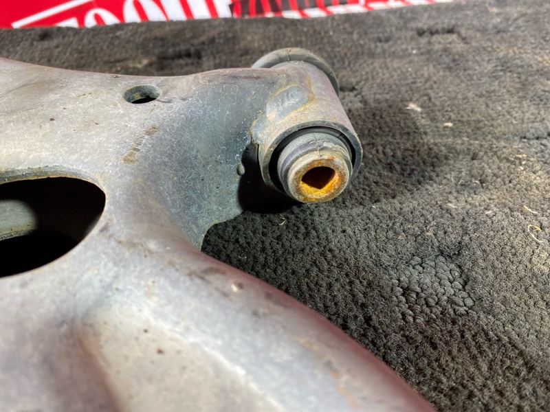 Рычаг подвески нижний, 1000 рублей, Солонцы