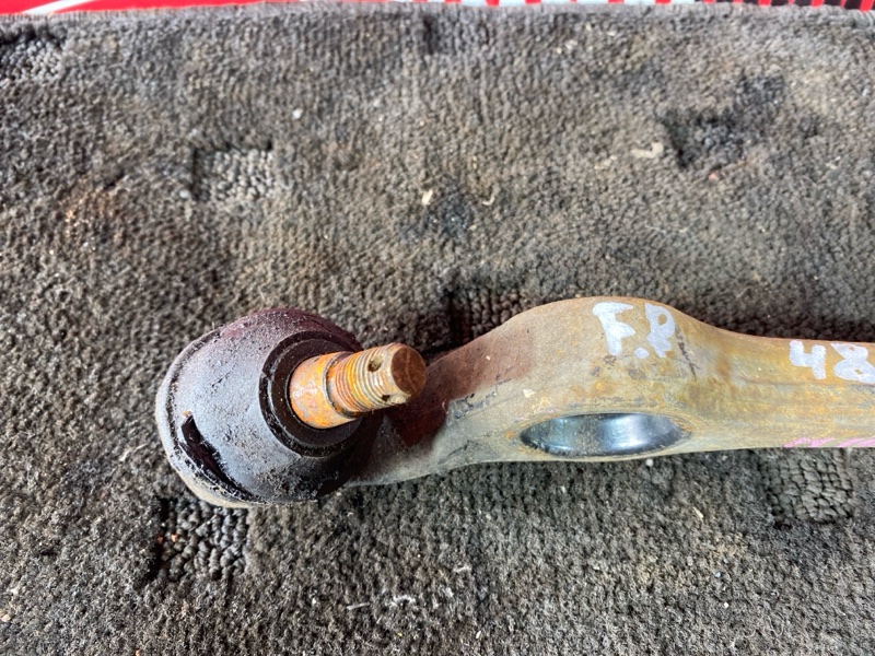 Рычаг подвески нижний, 1500 рублей, Солонцы