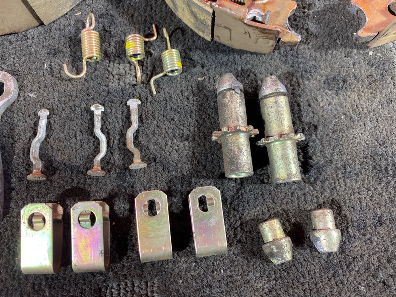 Колодки тормозные, 2900 рублей, Солонцы