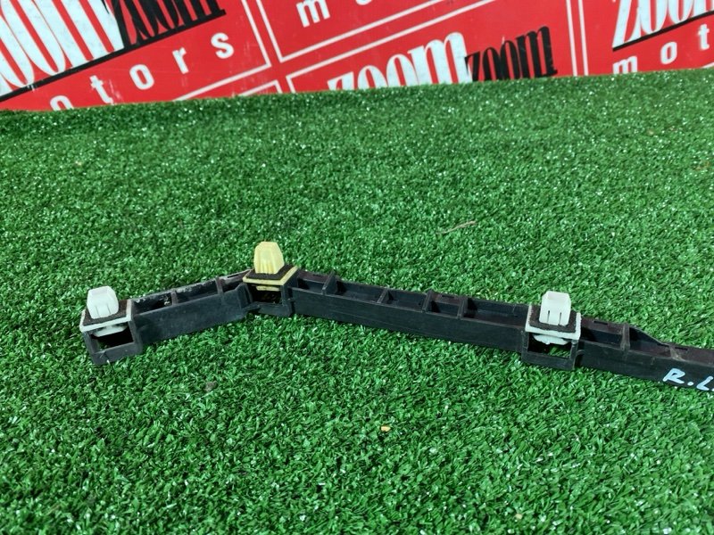 Кронштейн бампера, 500 рублей, Солонцы