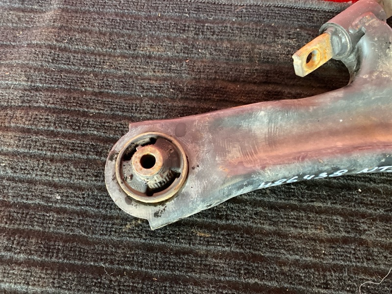 Рычаг подвески нижний, 1800 рублей, Солонцы