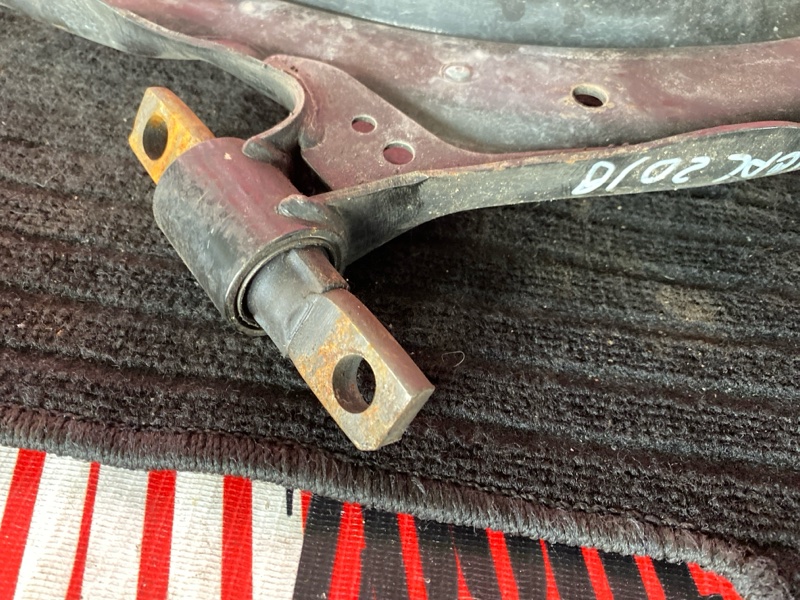 Рычаг подвески нижний, 1800 рублей, Солонцы