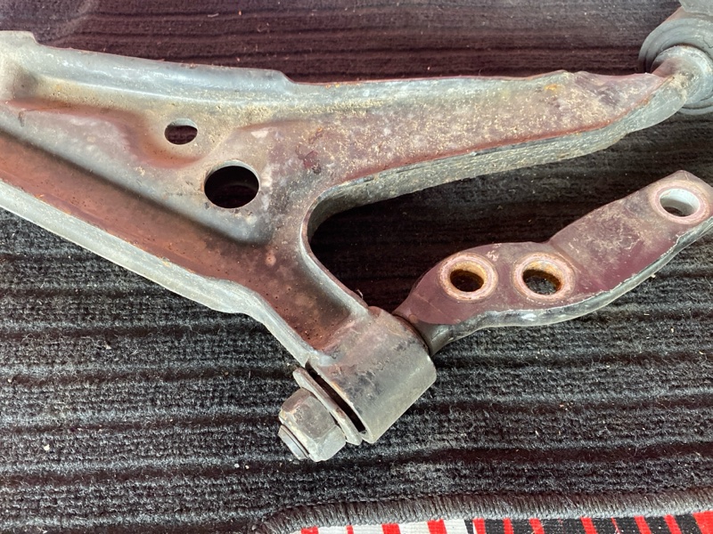 Рычаг подвески нижний, 1500 рублей, Солонцы