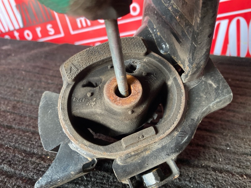 Подушка двигателя, 1000 рублей, Солонцы