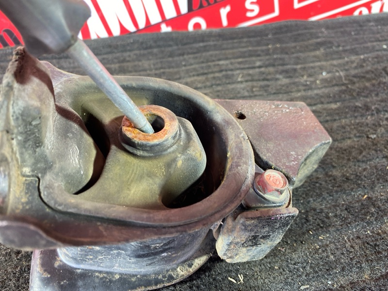 Подушка двигателя, 1000 рублей, Солонцы