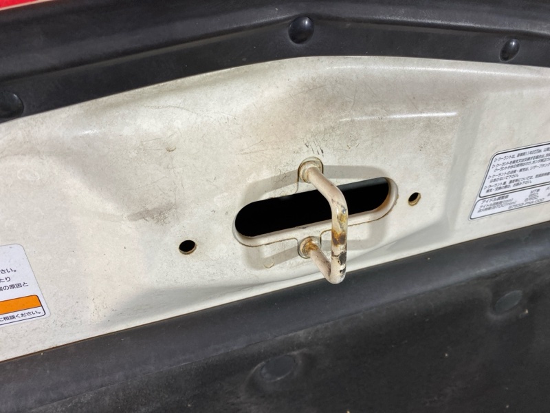 Капот, 12900 рублей, Красноярск