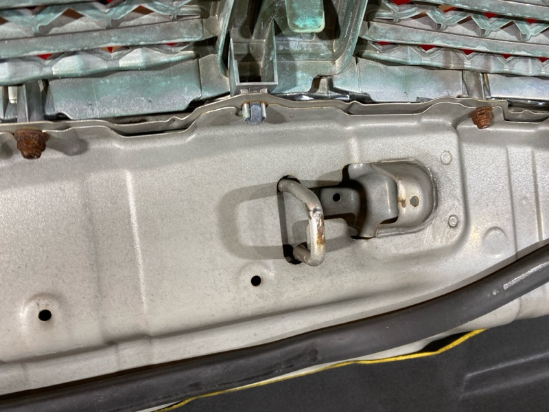 Капот, 14300 рублей, Красноярск