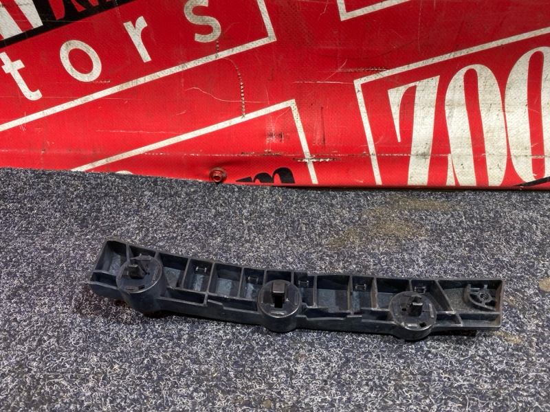 Кронштейн бампера, 2400 рублей, Солонцы