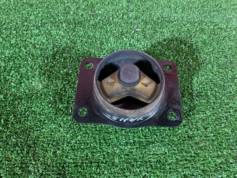 Подушка двигателя, 900 рублей, Солонцы